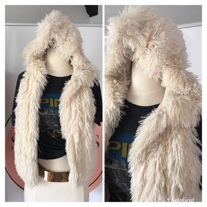 Faux fur hooded vest teddy white Small